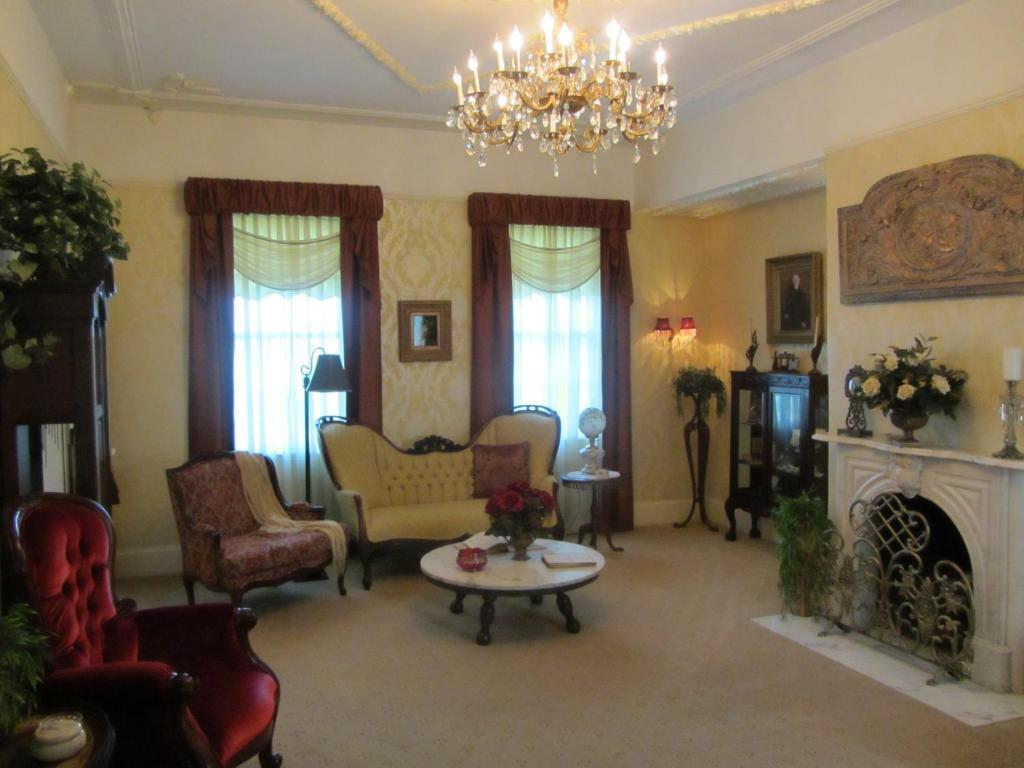 Bybee'S Historic Inn 잭슨빌 외부 사진